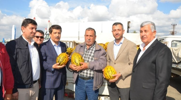Milletvekili Çelik’ten Serik hal esnafına ziyaret