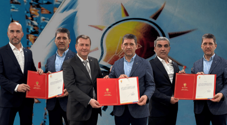 AK Parti Antalya’da o ilçelerin başkanı belli oldu