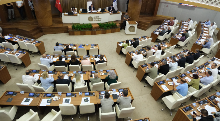 Antalya'da Büyükşehir’den olağanüstü meclis