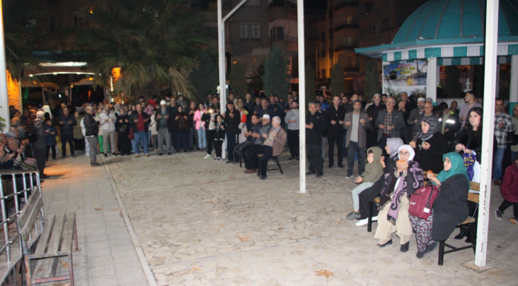 Kumluca'da 60 umre yolcusu dualarla uğurlandı