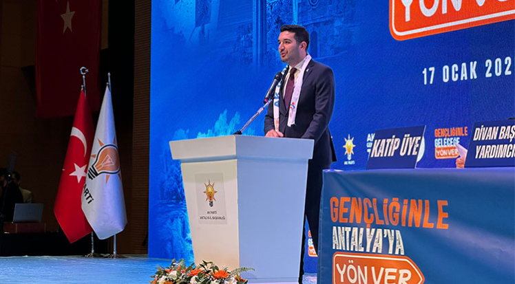 AK Parti Antalya İl Gençlik Kolları Başkanı Alkan, güven tazeledi