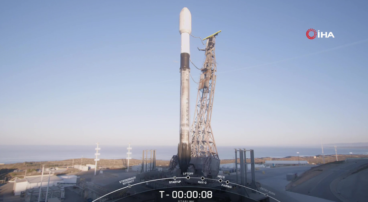 SpaceX, 27 Starlink uydusunu daha yörüngeye fırlattı