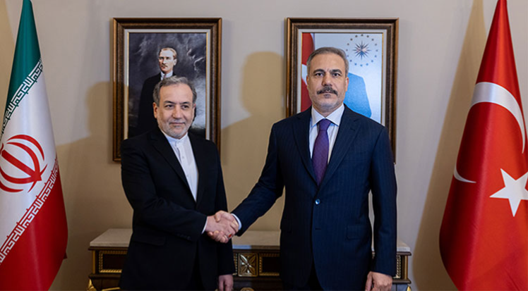 Bakan Fidan, İranlı mevkidaşı Erakçi ile telefonda görüştü