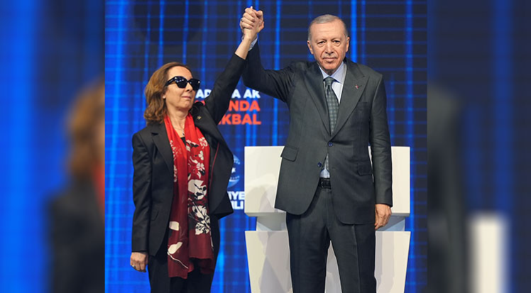 Antalya Milletvekili Özbudun, AK Parti’ye katıldı