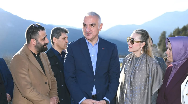Bakan Ersoy’dan İbradı mesaisi