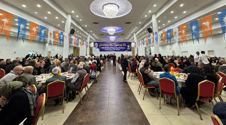 AK Parti Alanya’dan 'Gönül Sofrası' iftarı