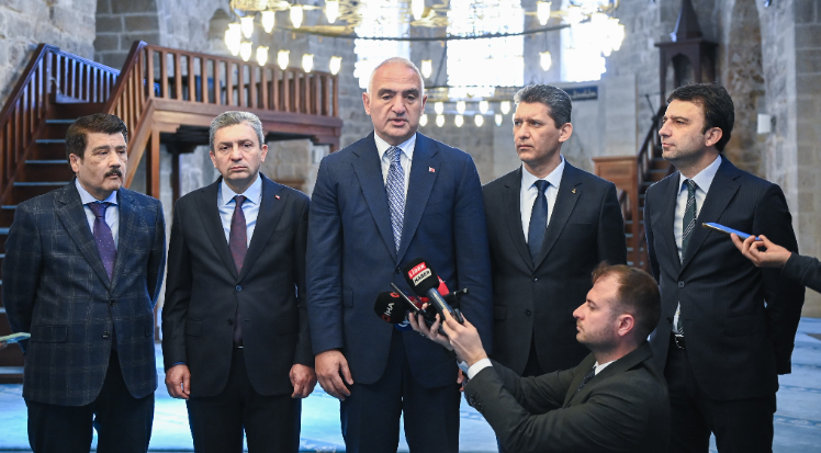 Bakan Ersoy: Çok nadide bir eseri tekrar kazandırmış olduk