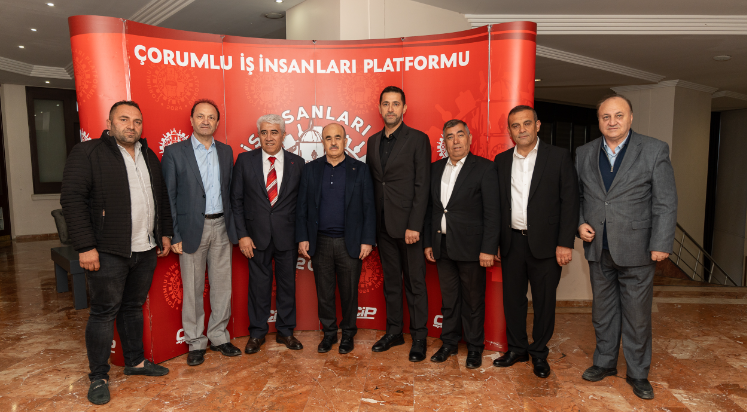 Antalya'daki Çorumlu İş İnsanları iftarda buluştu