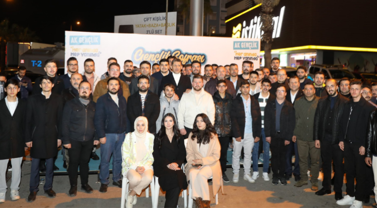 AK Parti Antalya İl Gençlik kollarından vefa sahuru