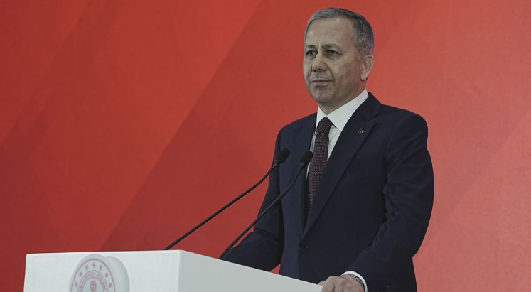 Bakan Yerlikaya'dan aşırı hız uyarısı