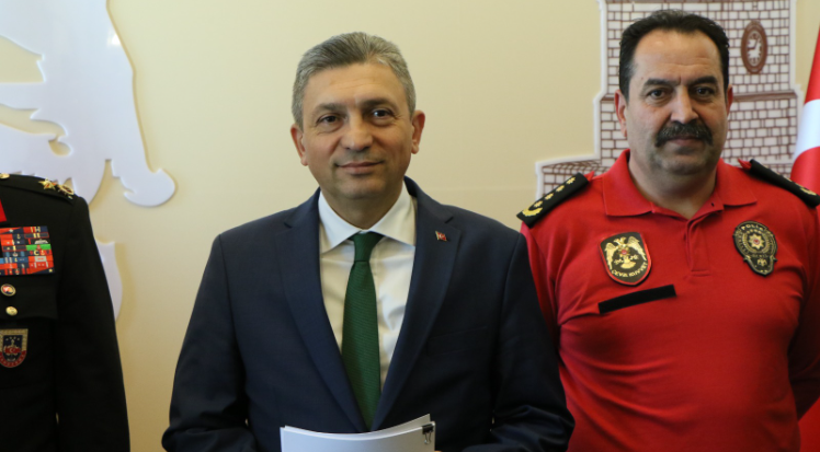 Vali Hulusi Şahin soruları yanıtladı