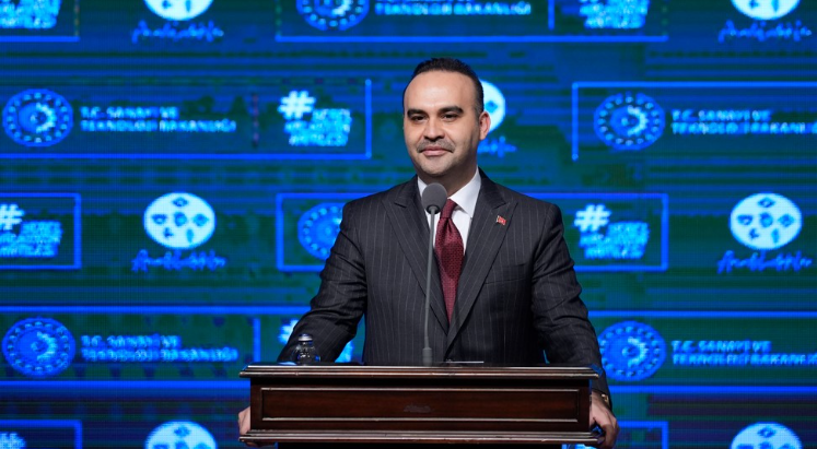 Bakan Kacır’dan Türkiye'ye yönelik yatırım mesajı