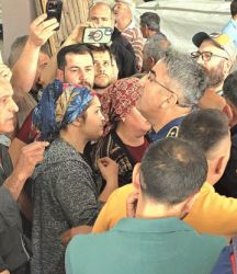 Kumluca'da esnaf-belediye gerilimi!