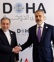 Bakan Fidan, İranlı mevkidaşı Arakçi ile bir araya geldi