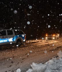 Antalya’da bahar ayında “kar” sürprizi