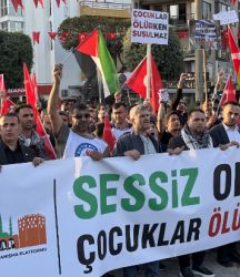 Alanya'da Gazze'ye destek yürüyüşü düzenlendi