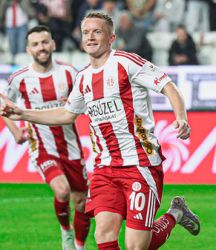 Antalyaspor, Larsson ile masaya oturmaya hazırlanıyor
