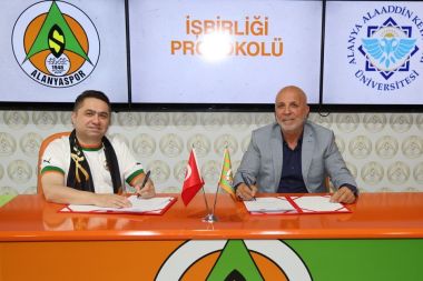 Alanyaspor, ALKÜ ile işbirliği protokolü imzaladı