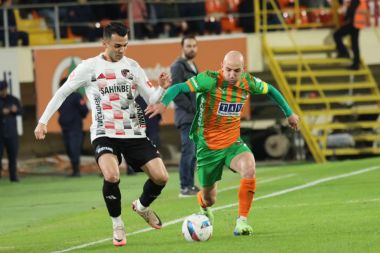 Alanyaspor’da kötü oyun iyi sonuç