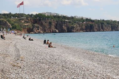 Antalya’da deniz sezonu açıldı