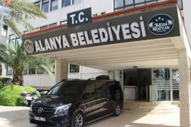 CHP’li belediyeden esnafa yüzde 500 zam!