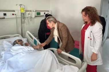 Çokal’dan Kepez Devlet Hastanesine ziyaret
