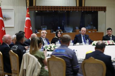 Cumhurbaşkanı Erdoğan işçilerle bir araya geldi