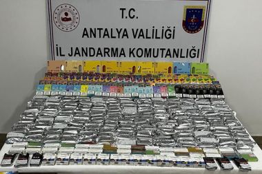Manavgat'ta kaçak tütün ürünleri operasyonu