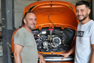 Geceleri tavana bakıp kafasında çizdiği projeleri harekete geçirdi