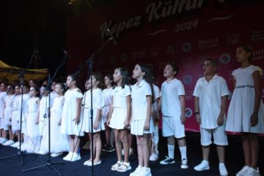 Kepez’den Zafer Bayramı’na özel coşkulu konser