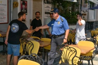 Müdür Arslan’dan esnaf ziyareti