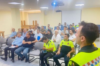 Kaş’ta jandarmadan seminer