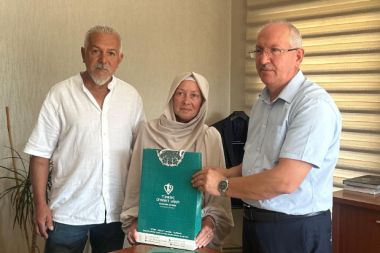 İslam dininden etkilenen Rus kadın Müslüman oldu