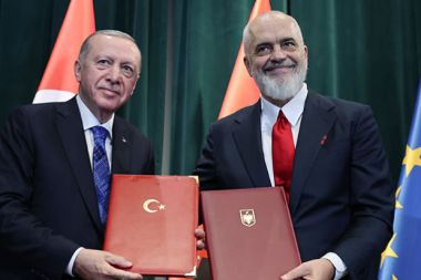 Türkiye ile Arnavutluk arasında 4 iş birliği anlaşması imzalandı