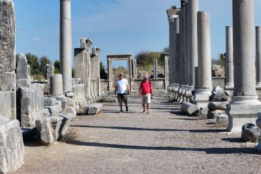 Turizmciler, Antalya’ya verilen D-8 Turizm Ödülünü yorumladı
