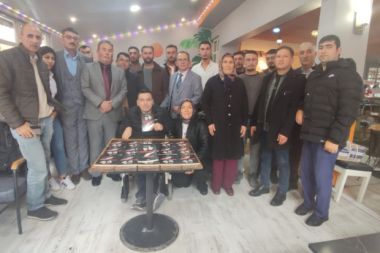 Özel şair imza gününde okurlarıyla buluştu