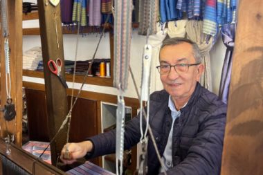 Selahattin usta 65 yıldır mesleğini sürdürüyor