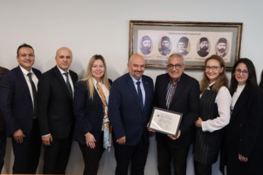 Antalyalı otel grubu, Darüşşafaka’ya bağışta bulundu