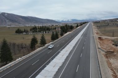 Antalyalıların beklediği Korkuteli-Elmalı yolu hizmete açıldı