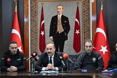 Isparta Valisi Erin’den internet ve telefon dolandırıcılığı uyarısı