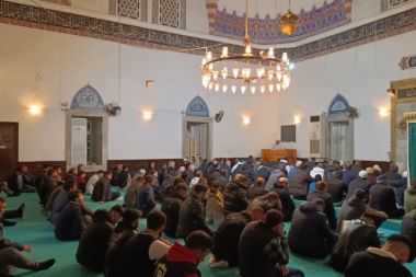 Antalya’da Berat Kandili’nde eller semaya açıldı