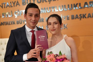 Genç çift 14.14'te ‘evet’ dedi