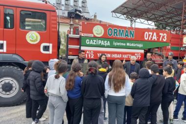 Öğrencilere yangın eğitimleri verildi