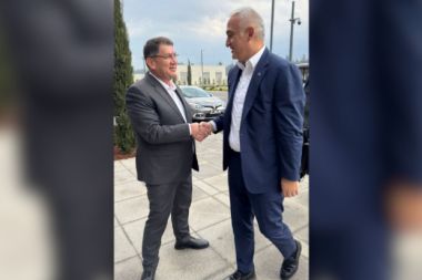 Başkan Dere ve Bakan Ersoy esnafları değerlendirdi
