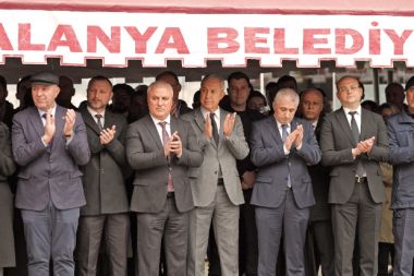Atatürk’ün Alanya’ya gelişinin 90. yılı kutlandı