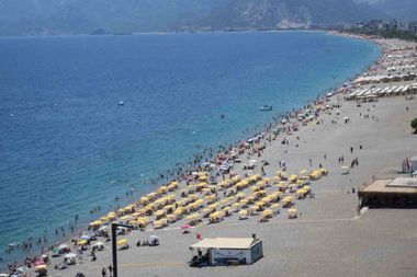 Antalya,  2025 D-8 Turizm Şehri unvanını alan ilk şehir oldu