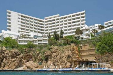 Divan Talya otel inşaatına devam edecek