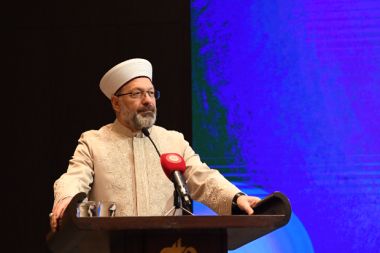 Diyanet İşleri Başkanı Erbaş, 15. Eğitim Görevlileri Semineri'ne katıldı