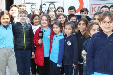 Minikler istedi velileri koştu!