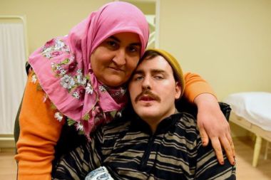 Bir Fedakarlık Öyküsü: Gülsüm Anne'nin Umudu
